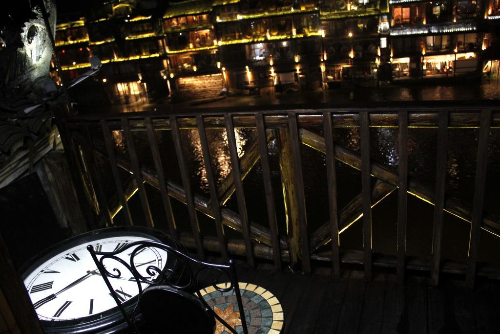 Fenghuang 1St Apartment Zewnętrze zdjęcie